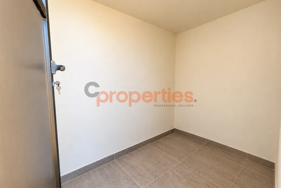 Apartment for Sale in Ain Aar
