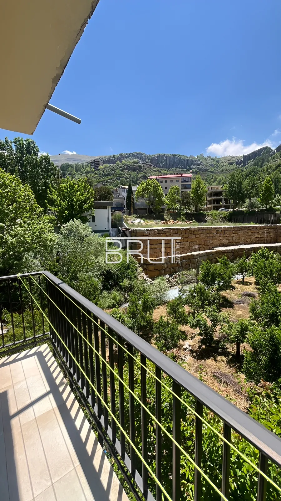 Apartment for Rent in Faraya
