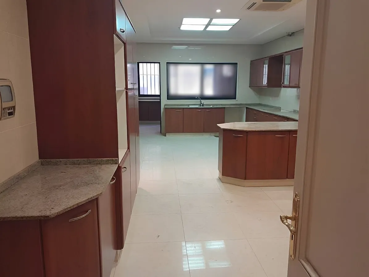 Apartment for Sale in Ain El Tineh