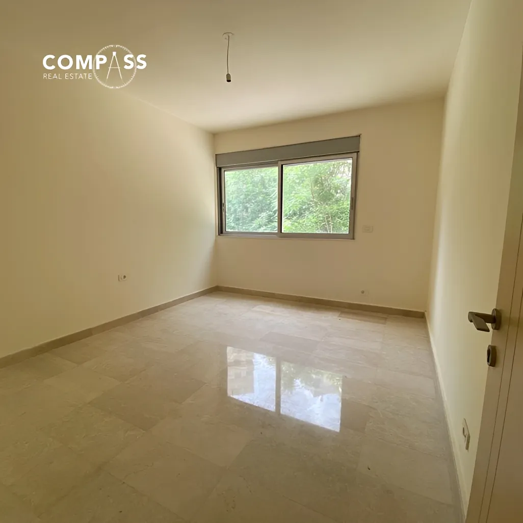Apartment for rent in Tallet Khayat, Beirut, Lebanon - 3 bed, 3 bath