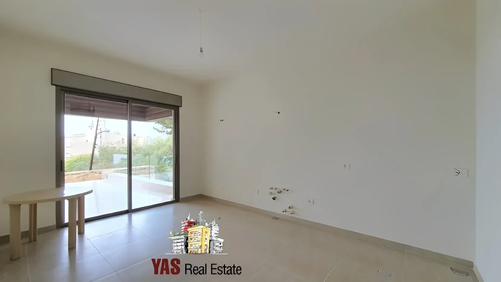 Apartment for Sale in Ajaltoun - 4 bed, 4 bath