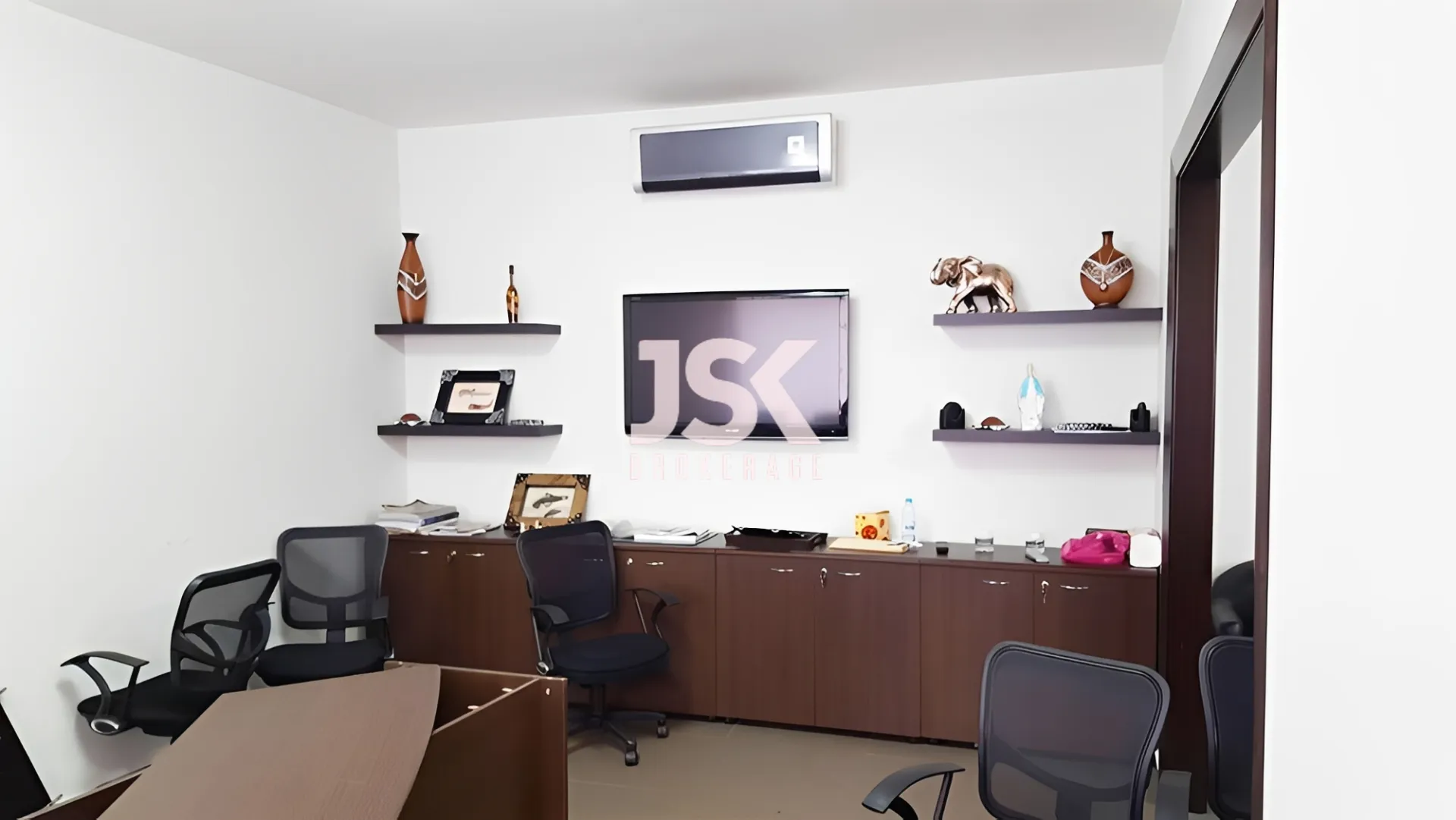 Office for sale in Zalqa, Lebanon