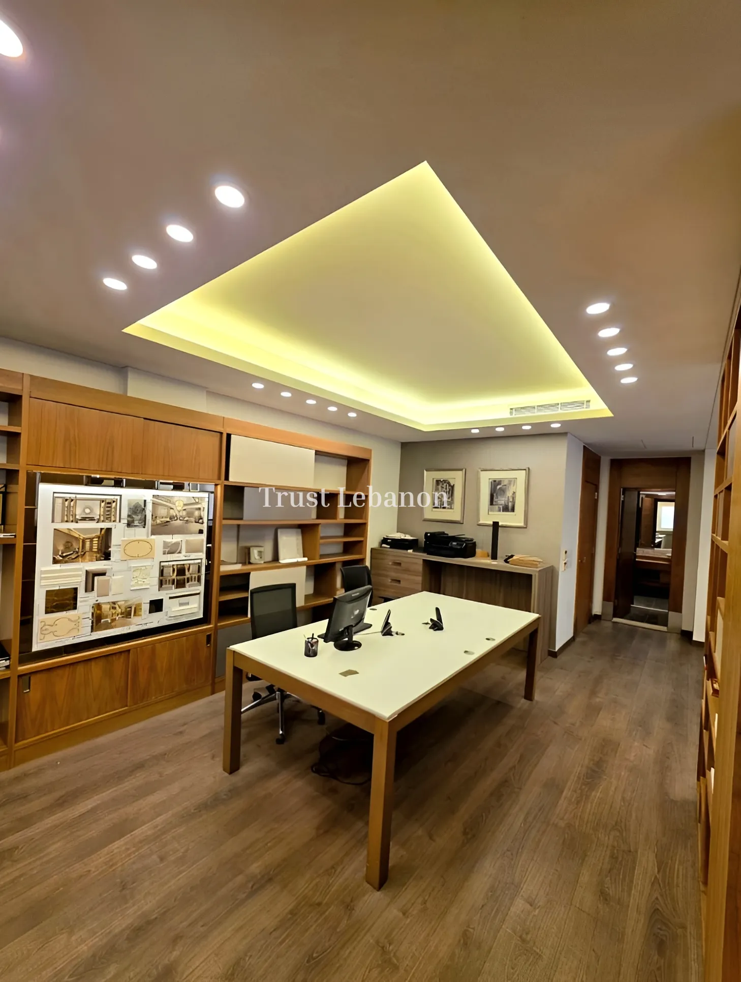 Office for sale in Daoura, Lebanon