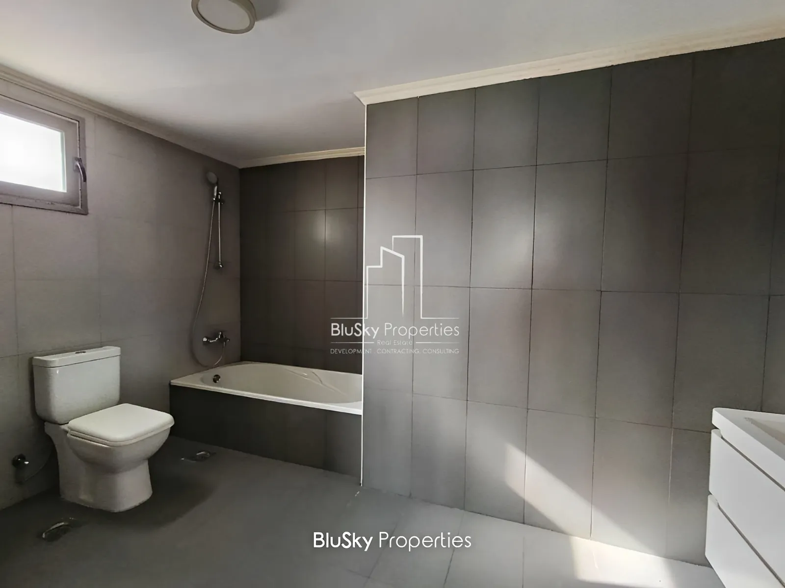 Duplex for Sale in Adma