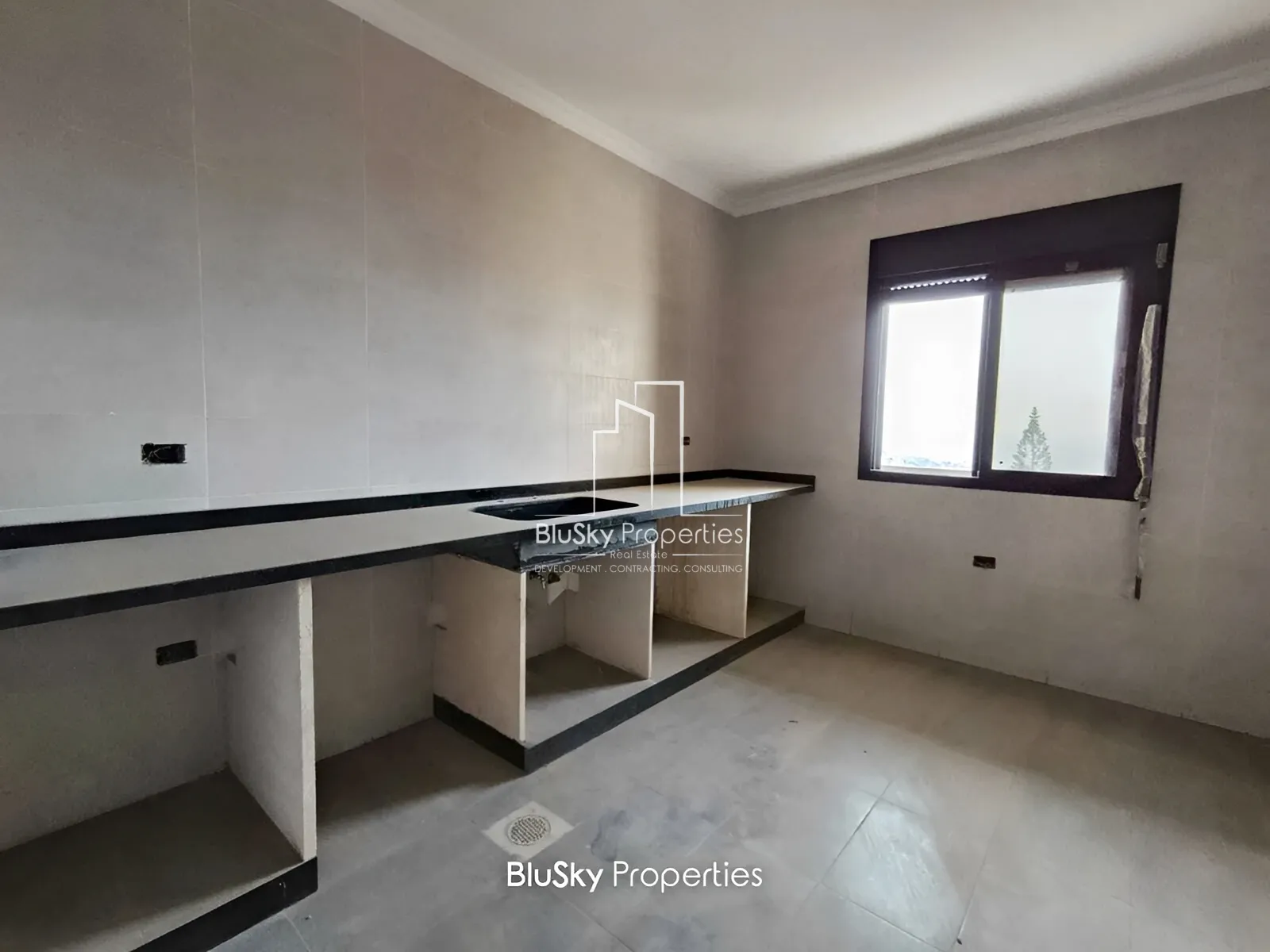 Apartment for Sale in Nahr Ibrahim - 3 bed, 3 bath