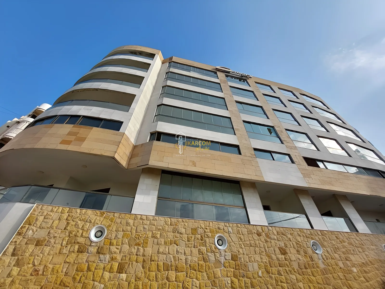 Building for Sale in Biaqout