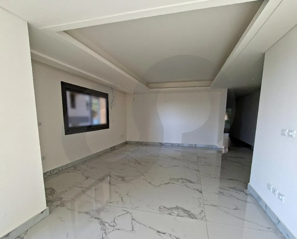 Apartment for Sale in Raoucheh