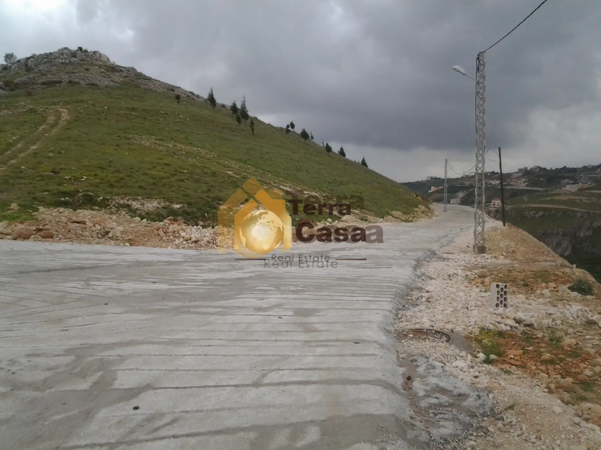 Land for sale in Payment Facilities Zahle Wadi el Arayesh, Lebanon