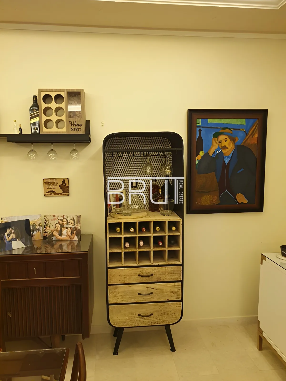 Apartment for Sale in Ballouneh