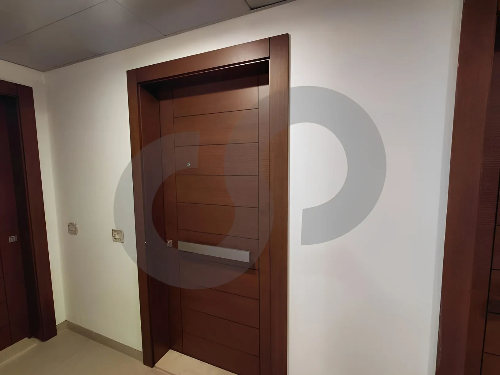 Office for rent in Dekwaneh