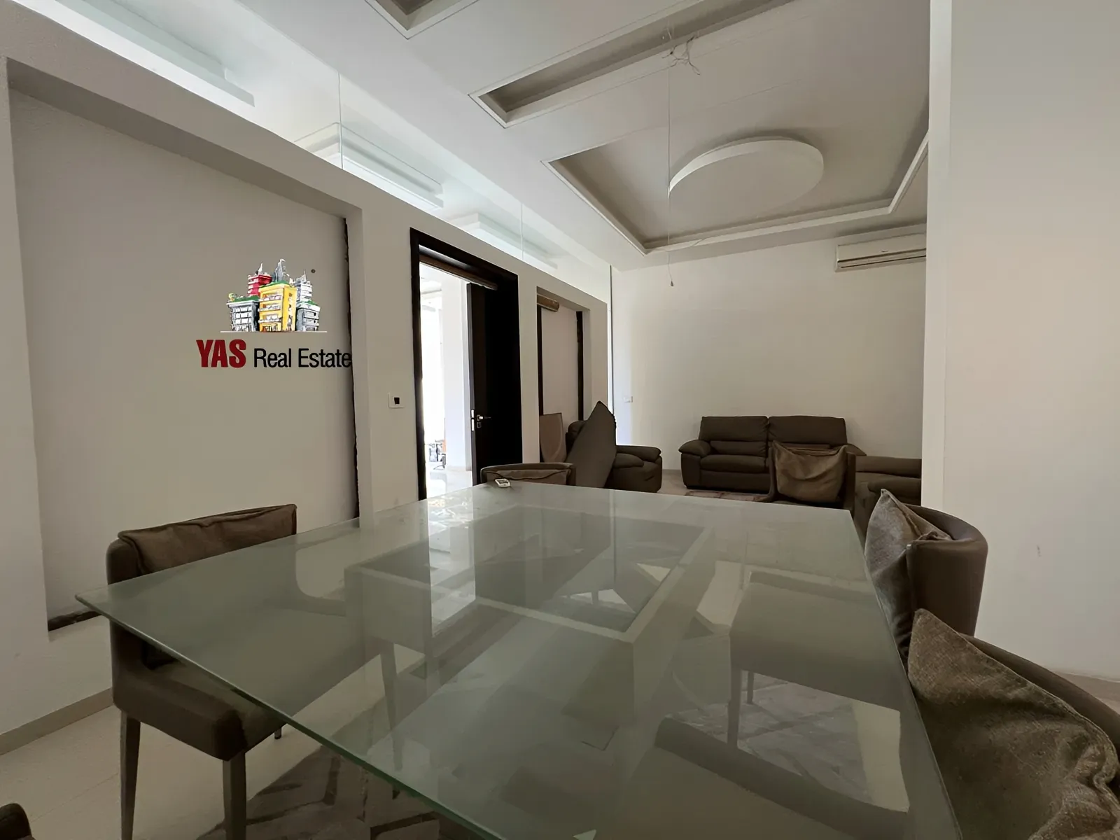 Showroom for rent in Zouk Mikael