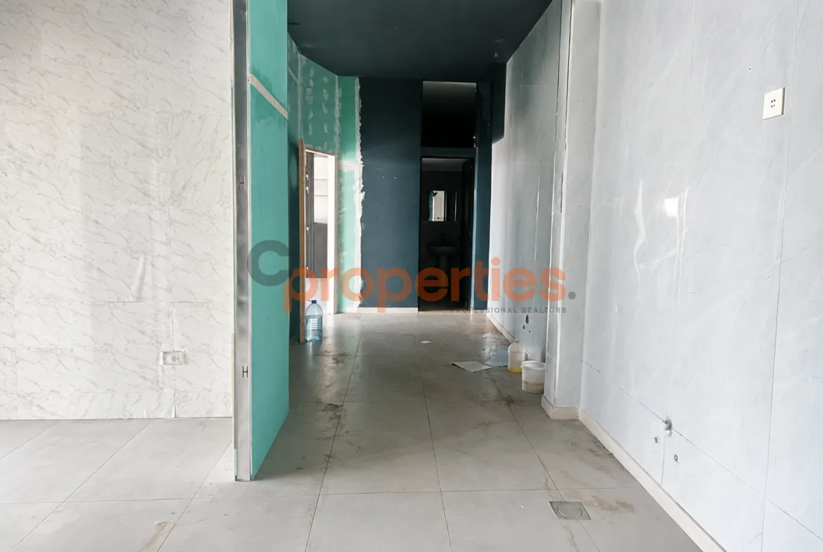 Shop for Rent in Halat