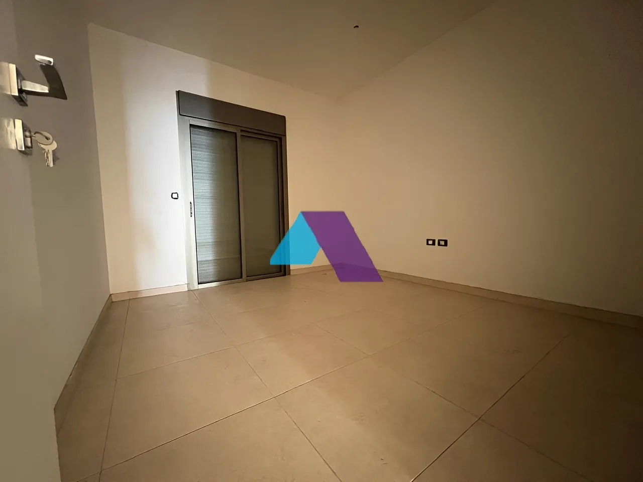Apartment for Sale in Haret Sakher - 4 bed, 4 bath