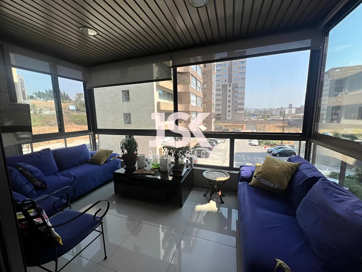 Apartment for Sale in Horch Tabet - 3 bed, 3 bath