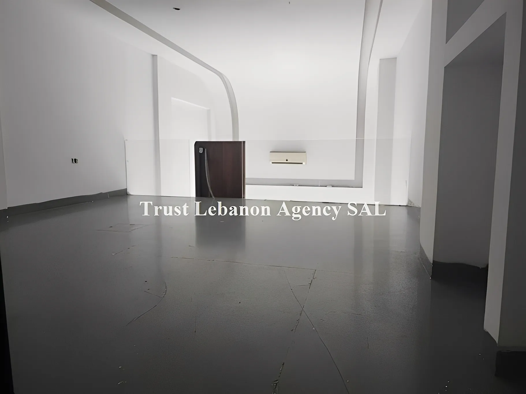 Shop for sale in Metn, Sin El Fil