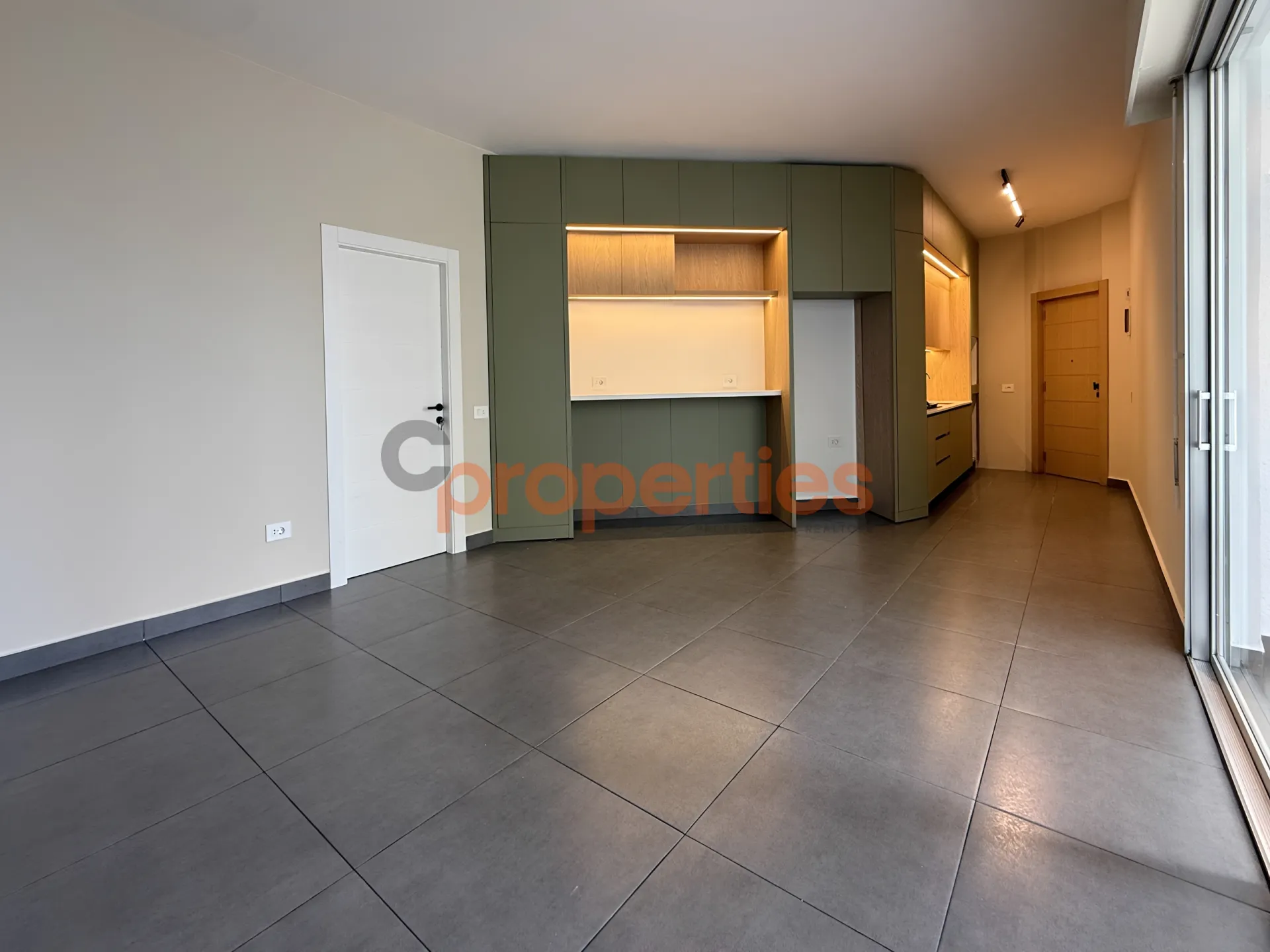 Chalet for Sale in Jounieh - 1 bed, 1 bath