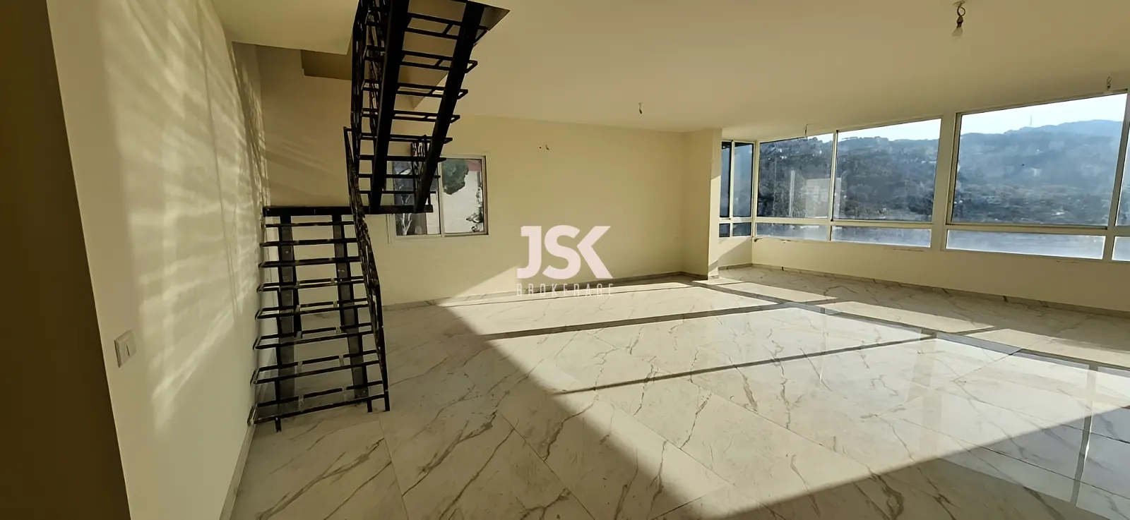 Duplex for Sale in Qennabet Broummana