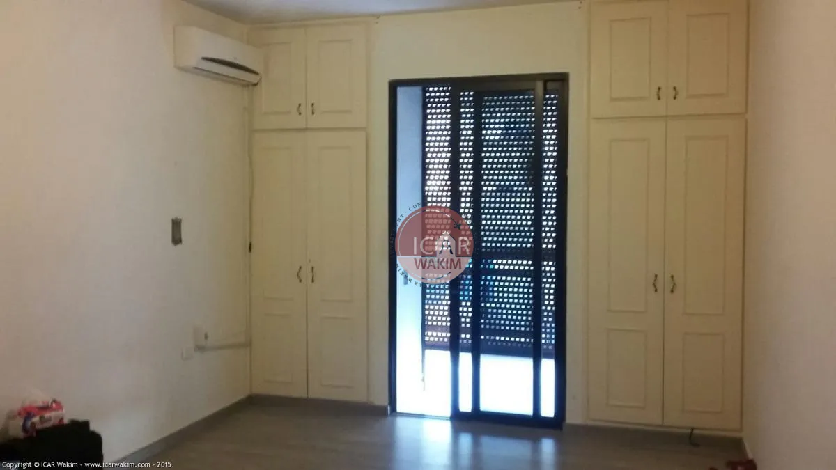 Apartment for Sale in Ain Al Mraiseh