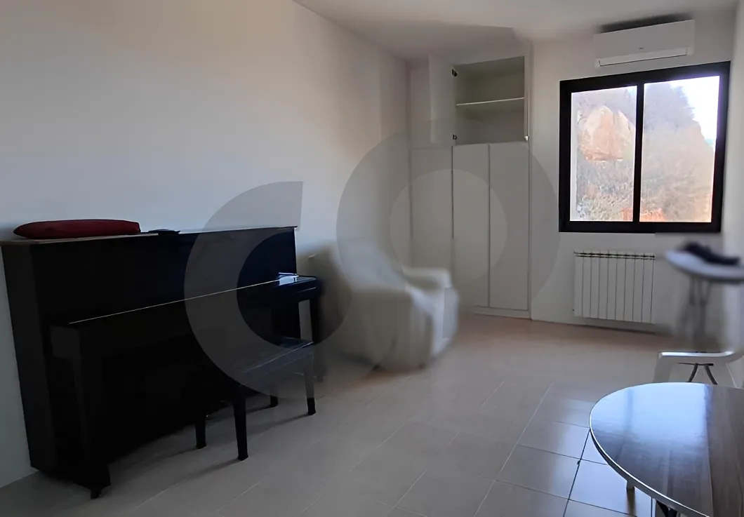 Apartment for Sale in Ras Al Naba'a - 3 bed, 4 bath