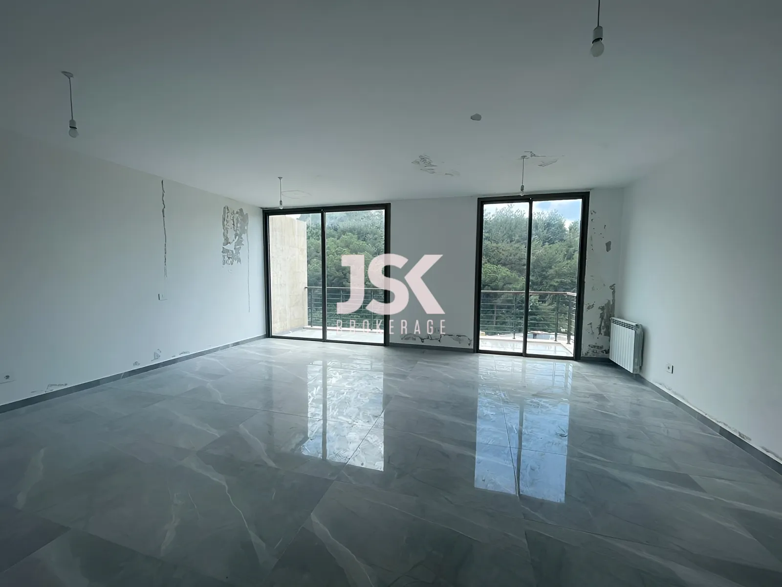 Apartment for Sale in Ain Saadeh - 3 bed, 4 bath