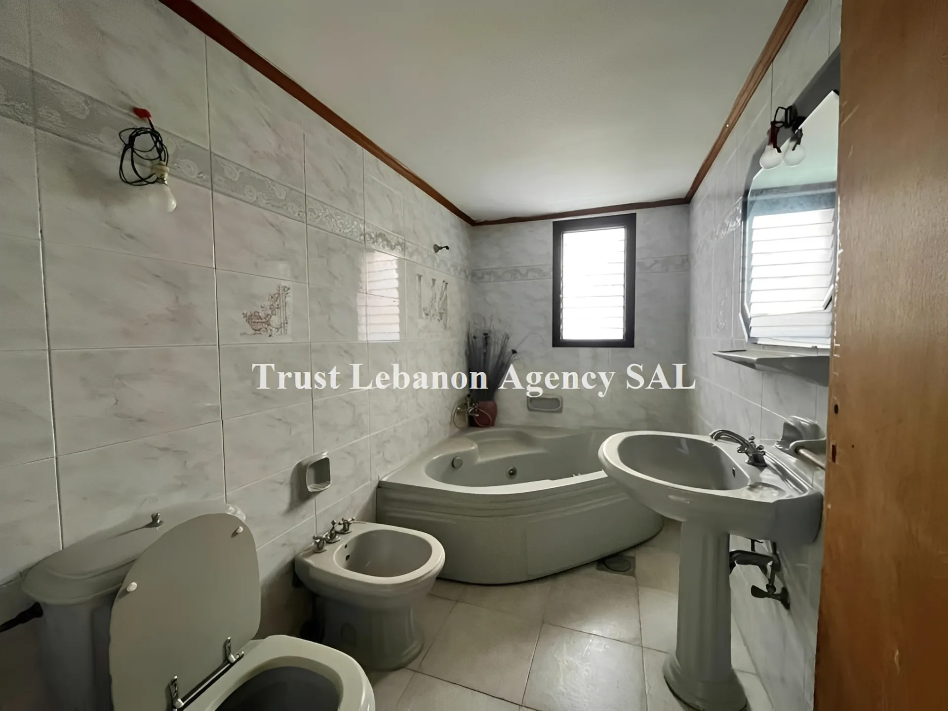 Villa for Sale in Metn Mazraet Yashouh Lebanon