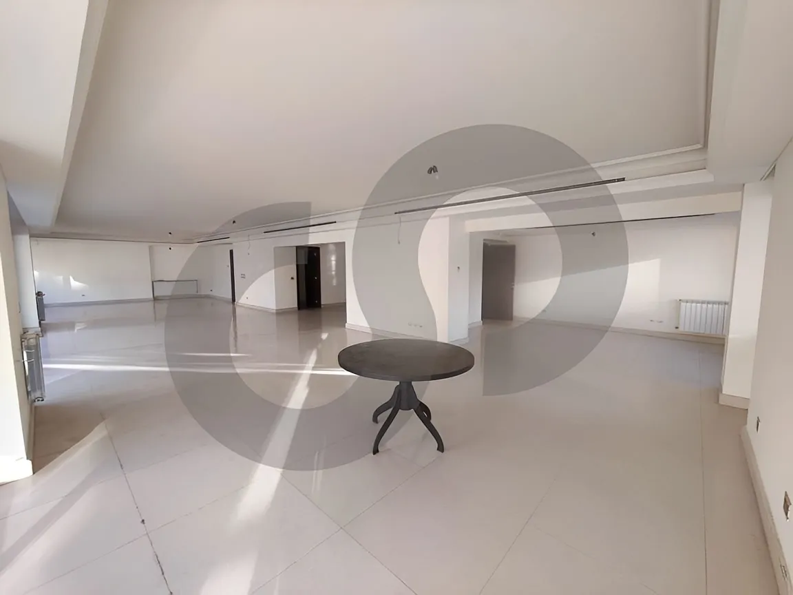 Apartment for Sale in Kraytem - 4 bed, 7 bath