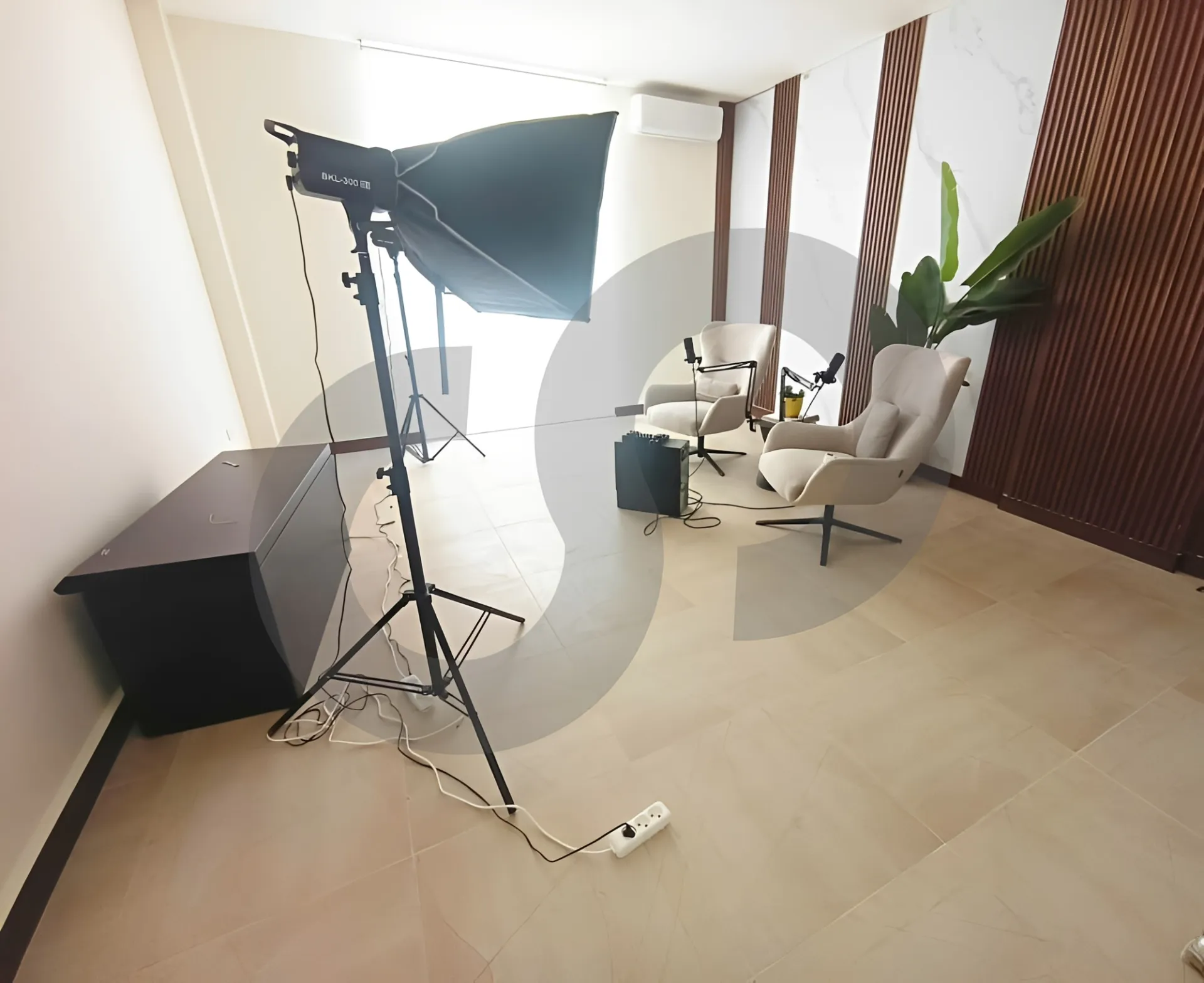 Office for Sale in Forn El Chebbak
