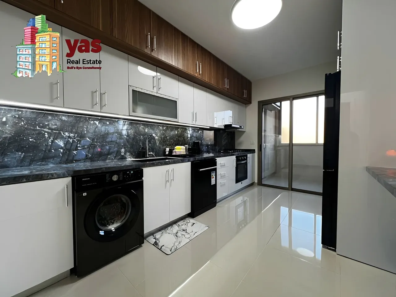 Apartment for Rent in Ballouneh - 3 bed, 3 bath