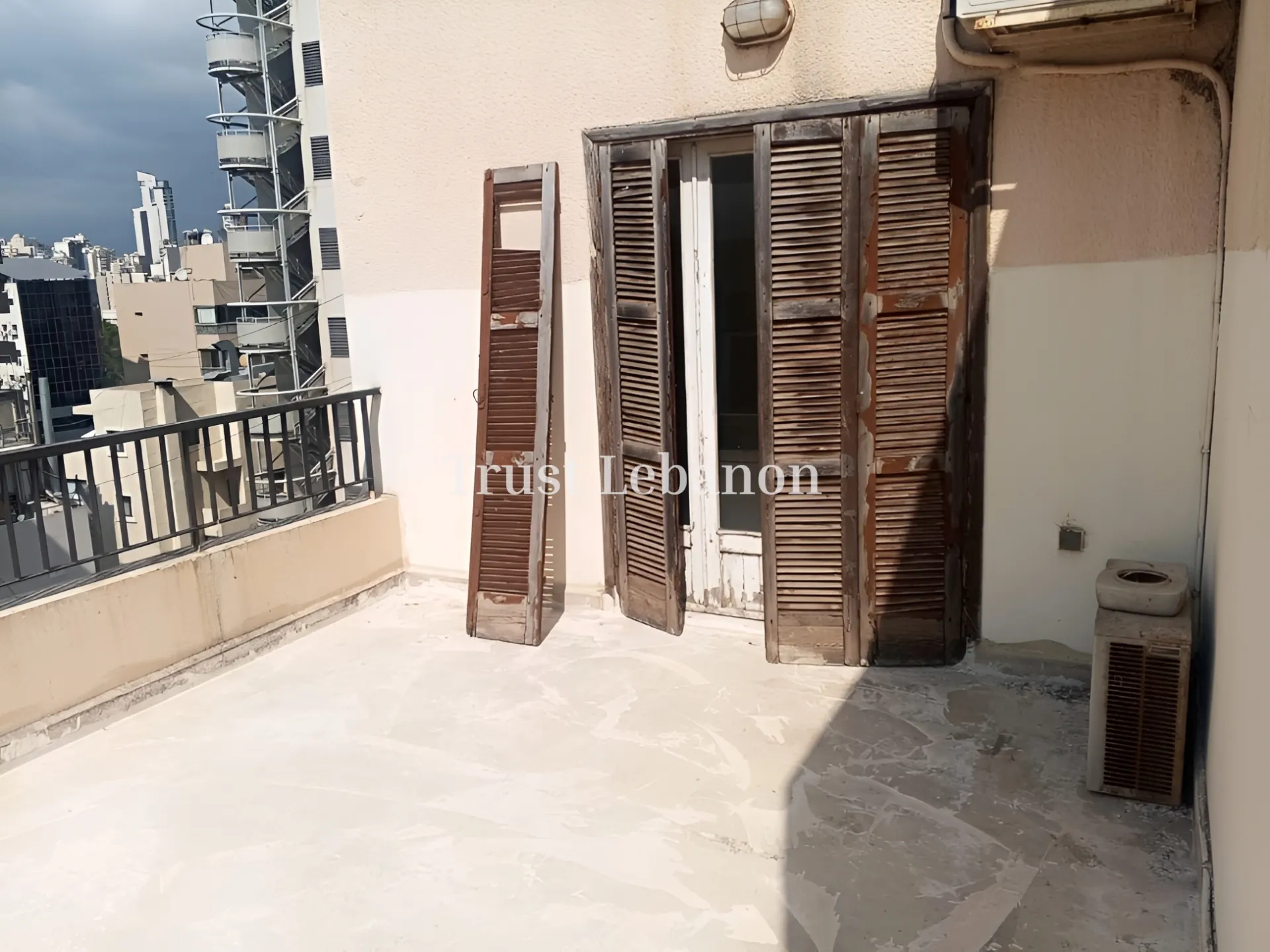 Apartment for rent in Badaro, Beirut, Lebanon - 3 bed, 3 bath