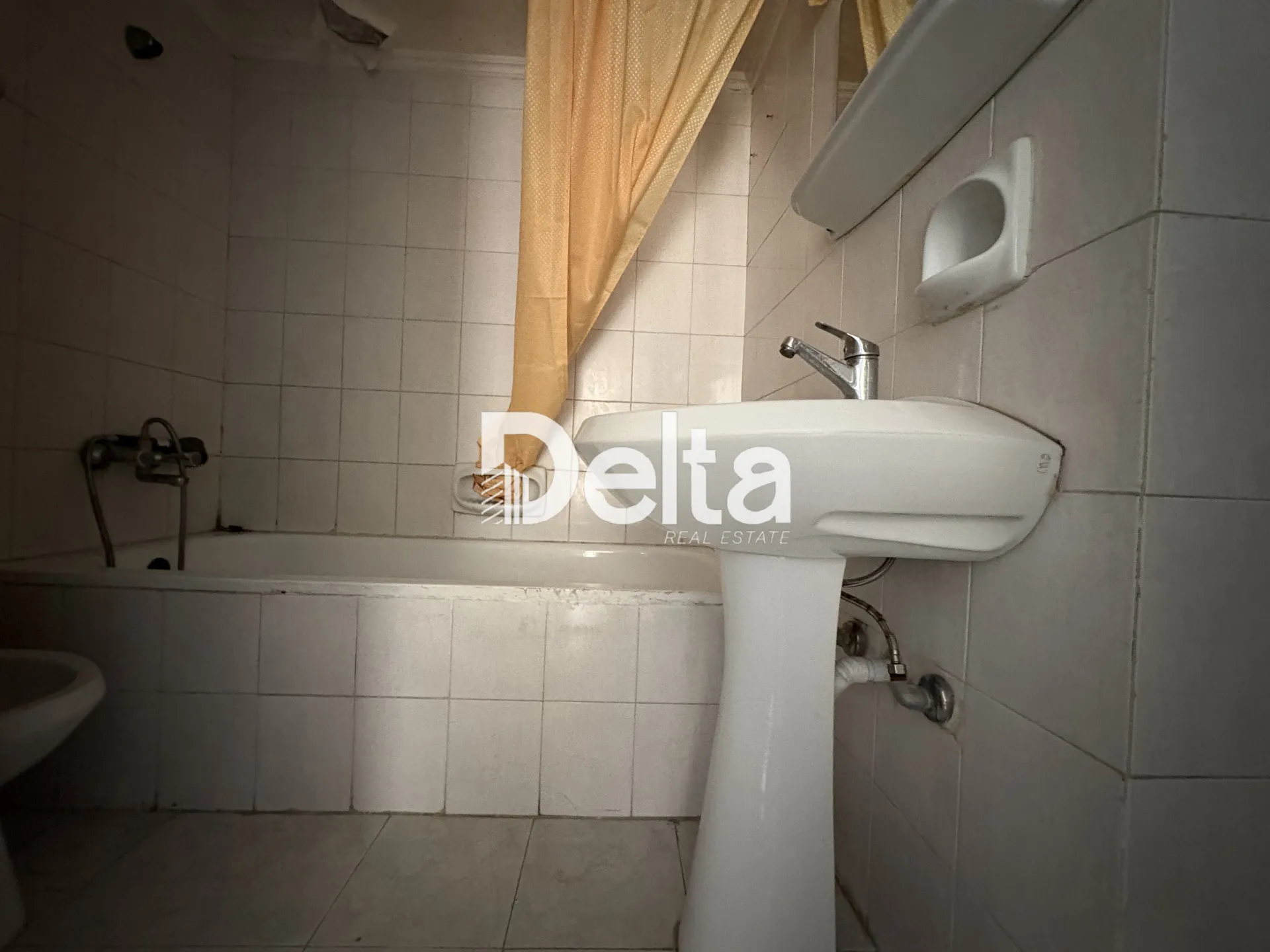 Apartment for rent in Ras al naba'a, beirut, lebanon