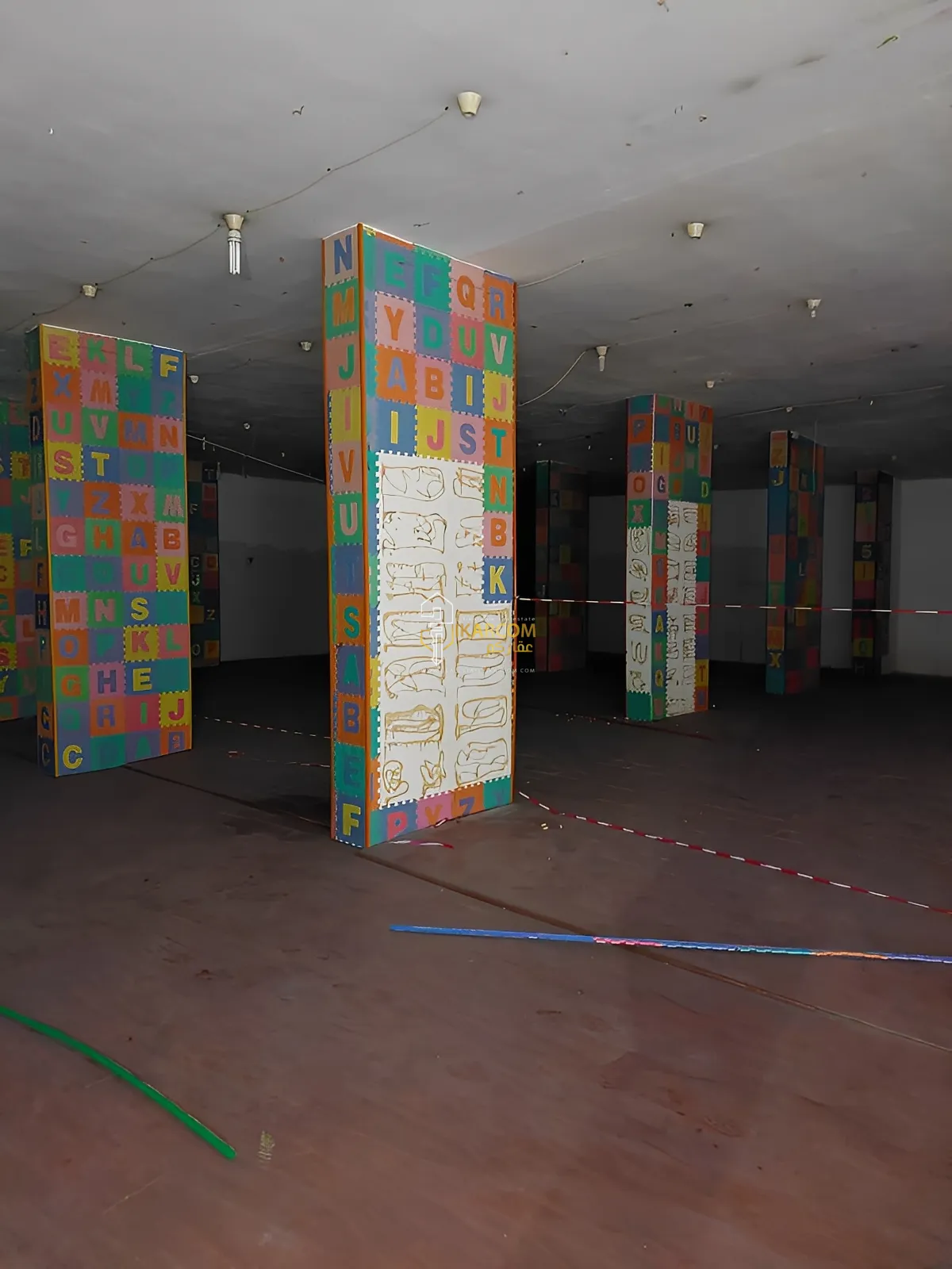 Warehouse for sale in Dekweneh