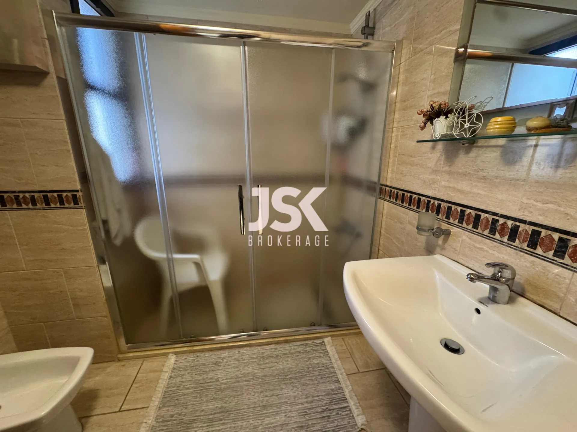 Apartment for Sale in Ras