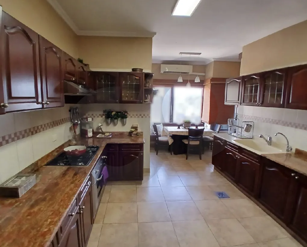 Apartment for Sale in Hamra