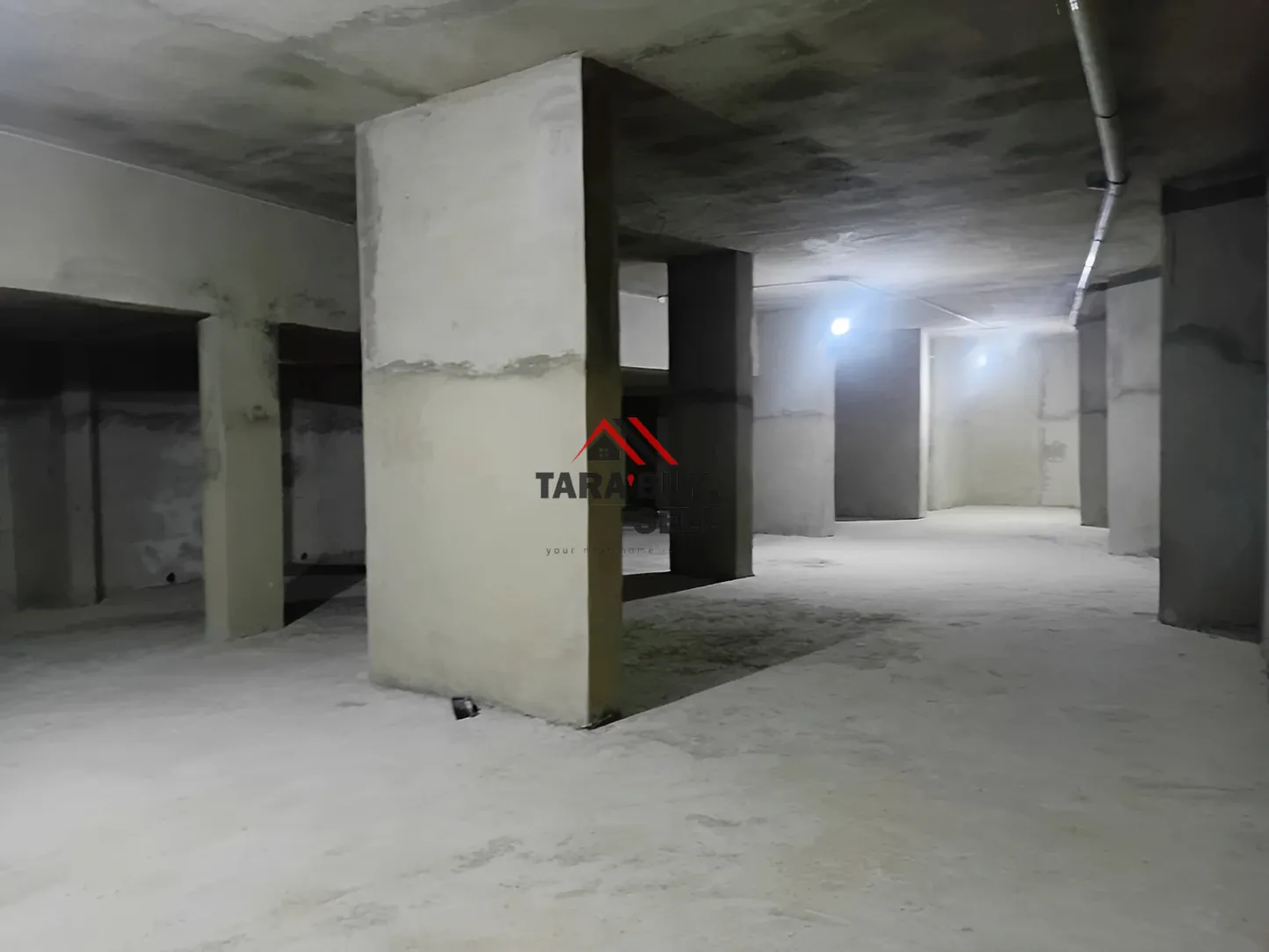 Warehouse for sale in Baabda, Lebanon