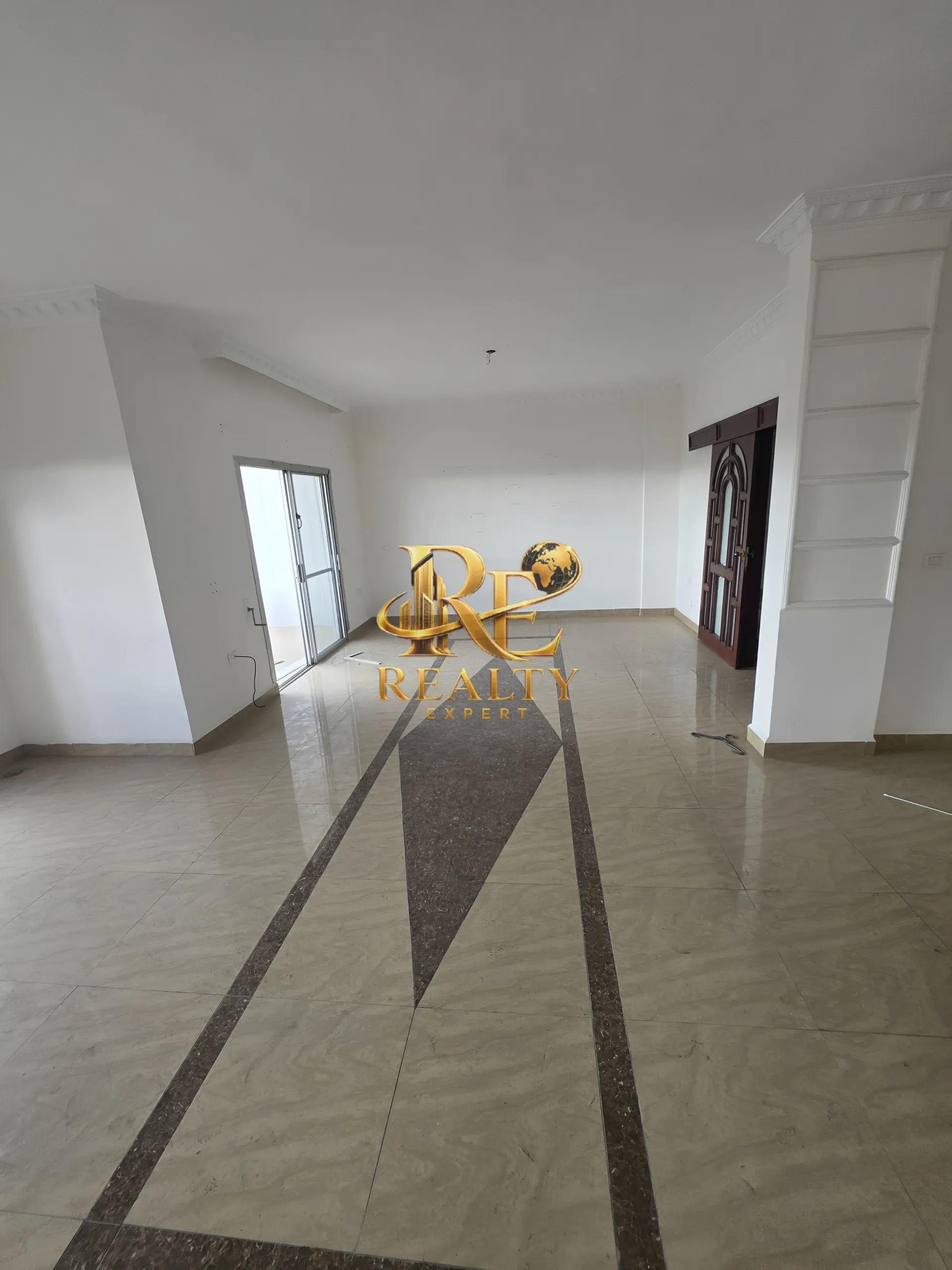 Duplex for rent in Haret Hreik