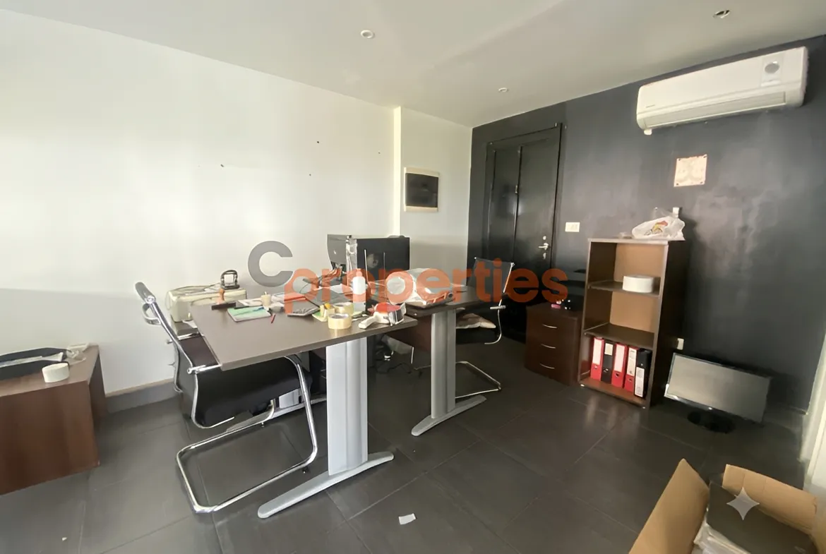 Shop for Rent in Kafr