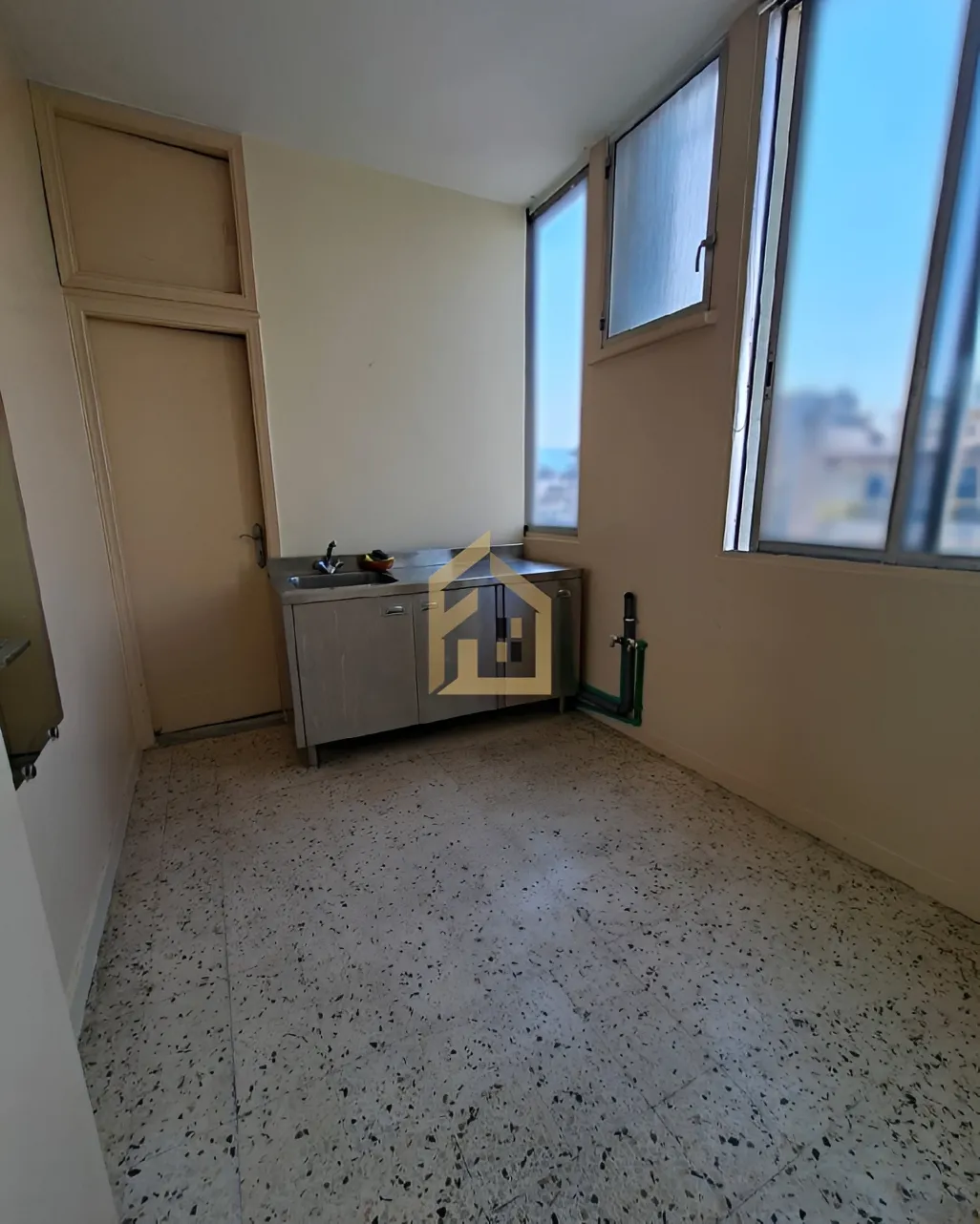 Office for sale in Daoura, Lebanon