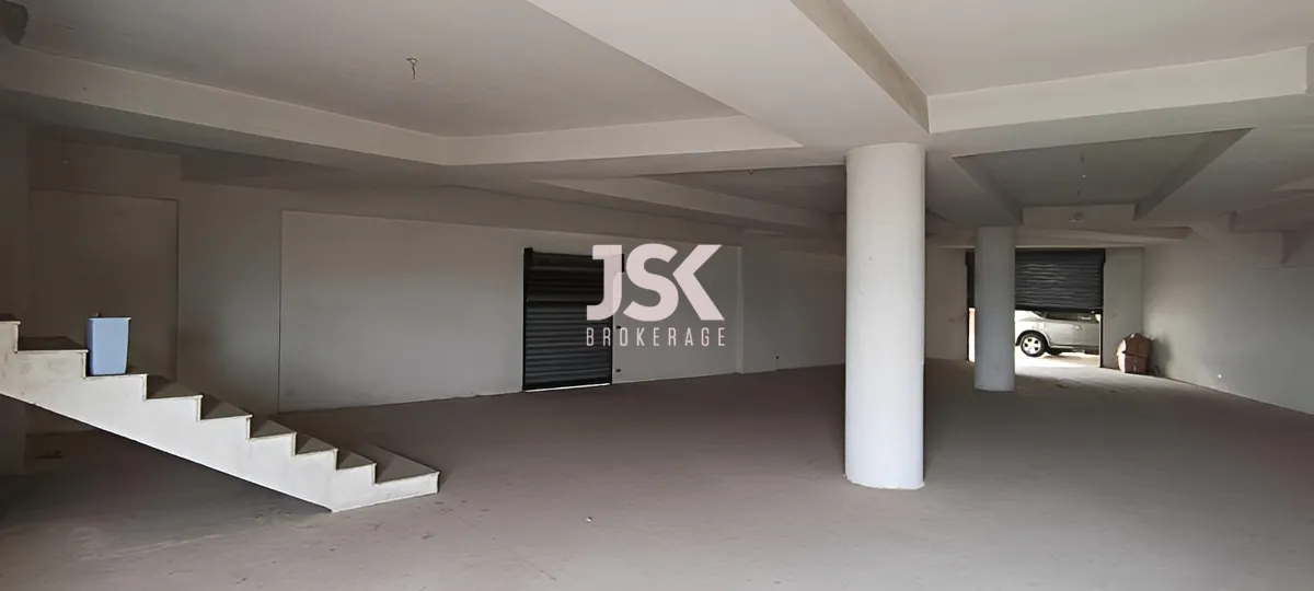 Showroom for Sale in Zouk Mosbeh, Lebanon