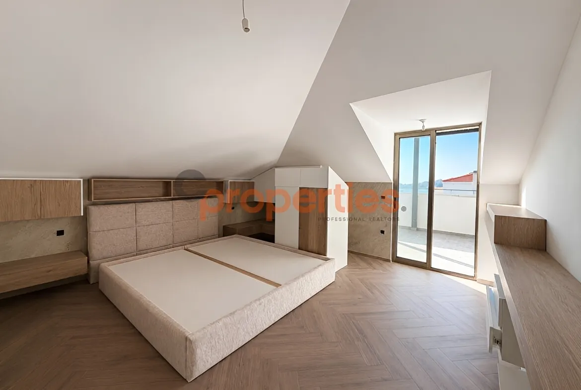Apartment for Sale in Ballouneh