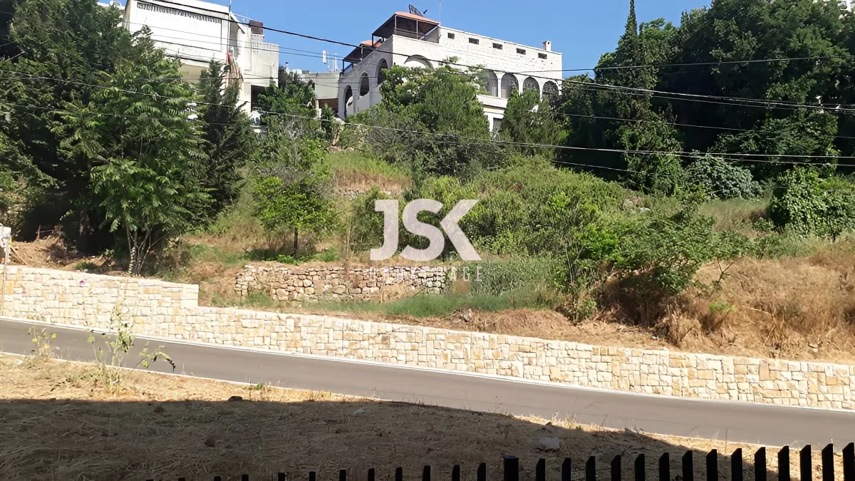Apartment for Sale in Ain Aar, Lebanon