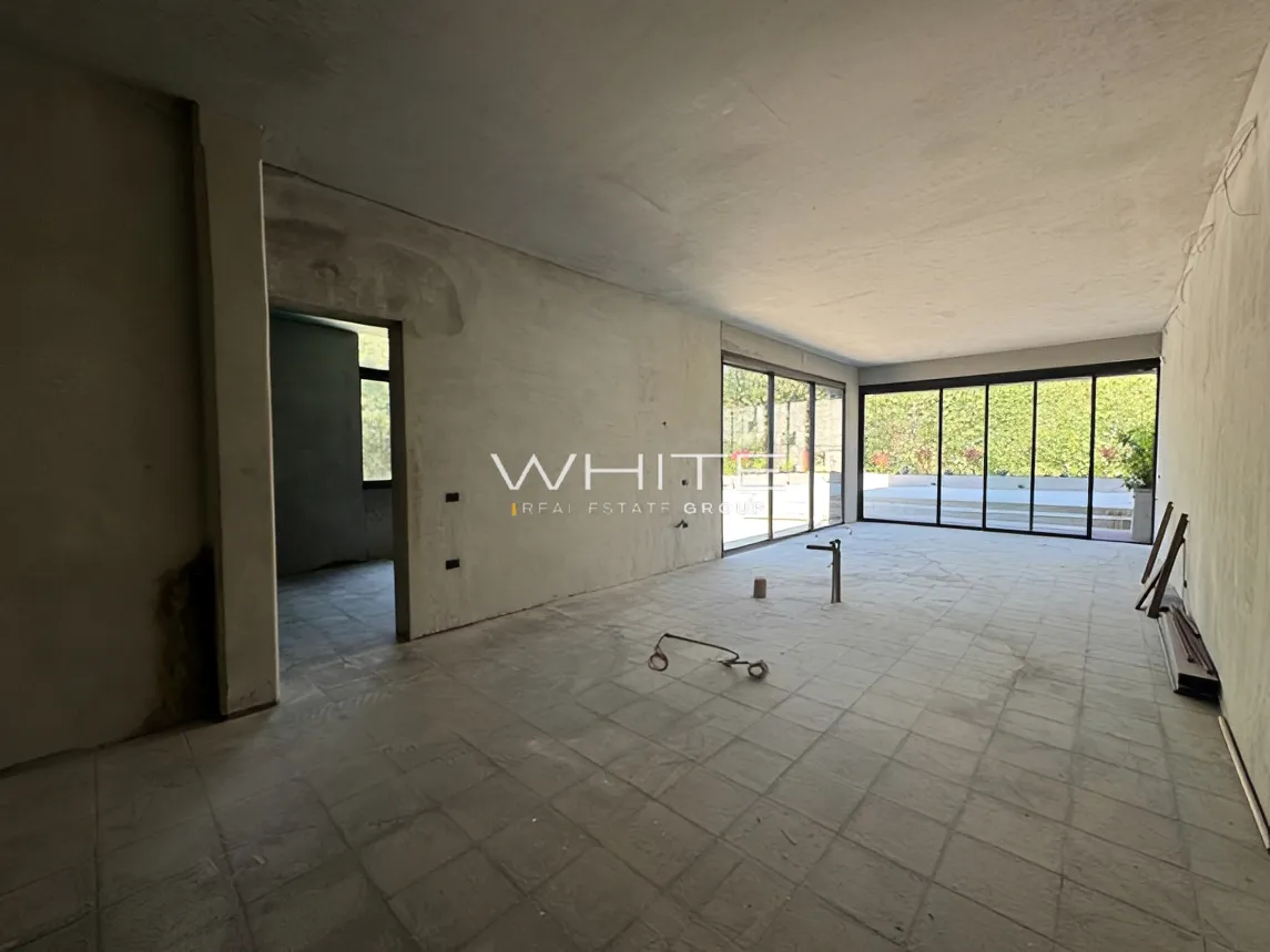 Loft for sale in Mayrouba, Lebanon - 1 bed, 2 bath