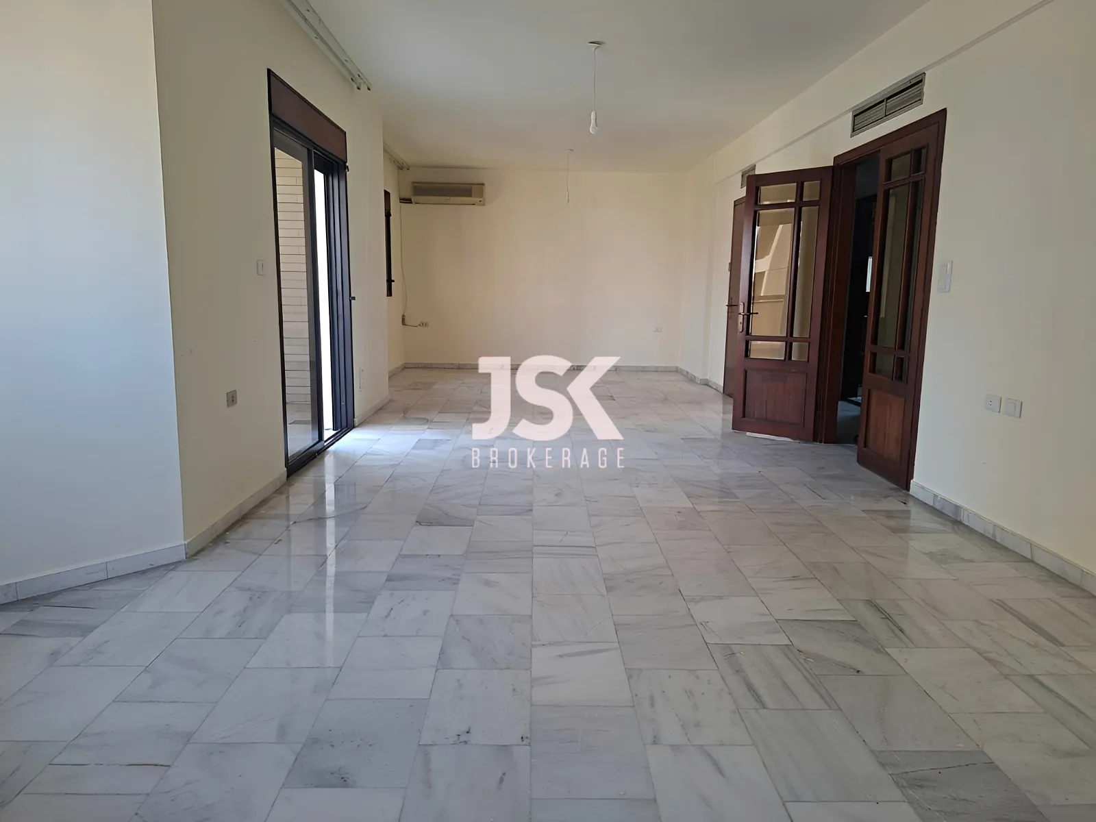 Apartment for Rent in Ras - 3 bed, 3 bath