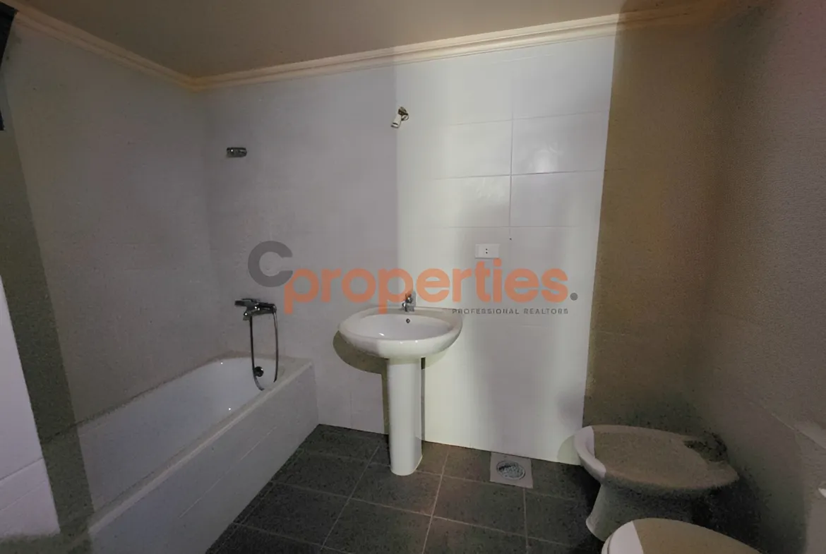 Apartment for Sale in Aamchit