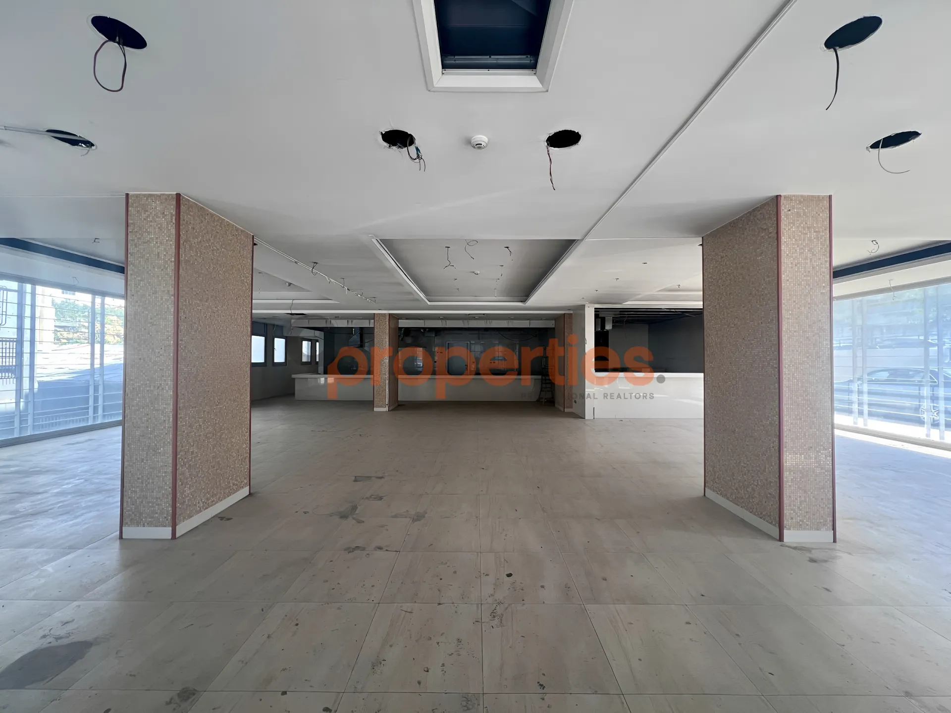 Showroom for Rent in Mar Roukouz
