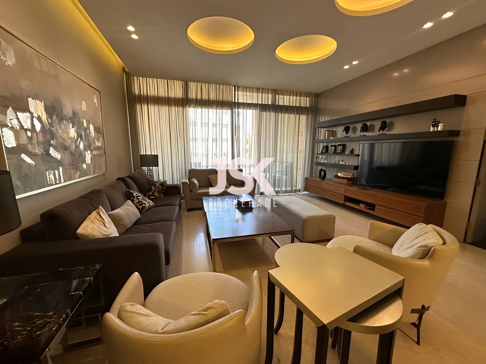 Apartment for Rent in Downtown
