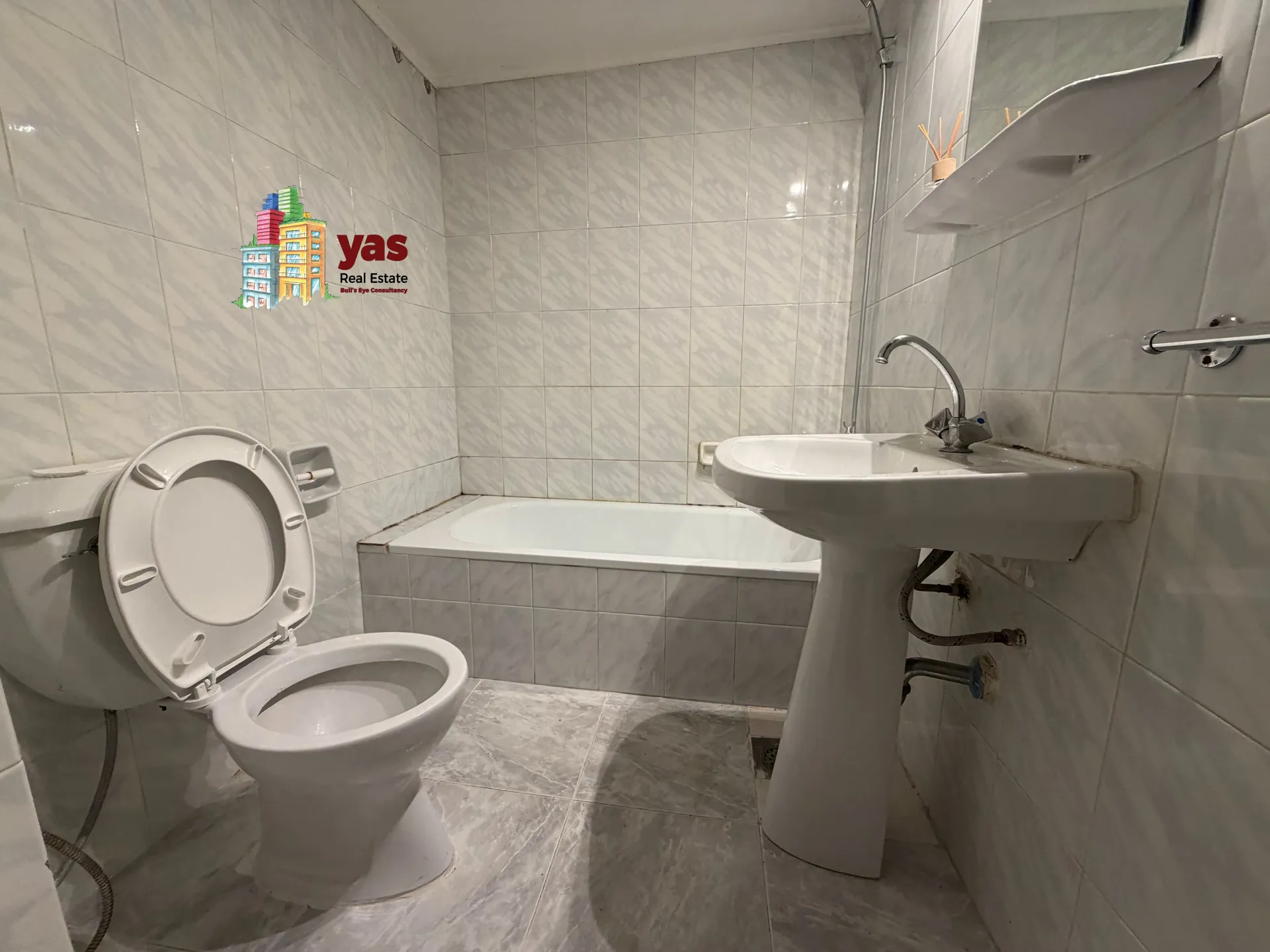 Chalet for Sale in Qleiat