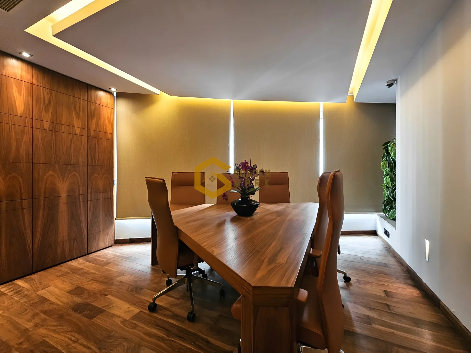 Office for sale in Achrafieh