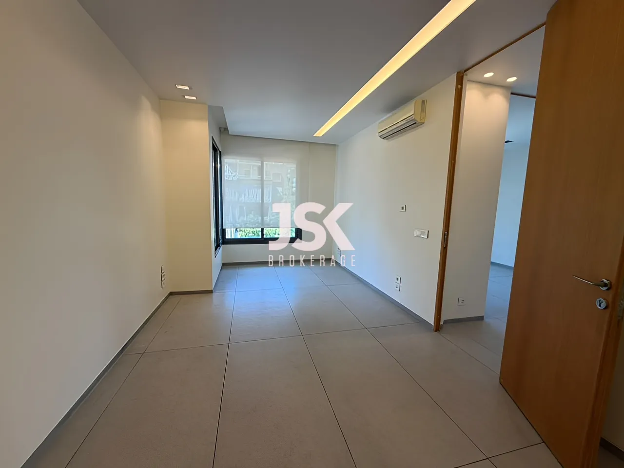 Office for Rent in Achrafieh