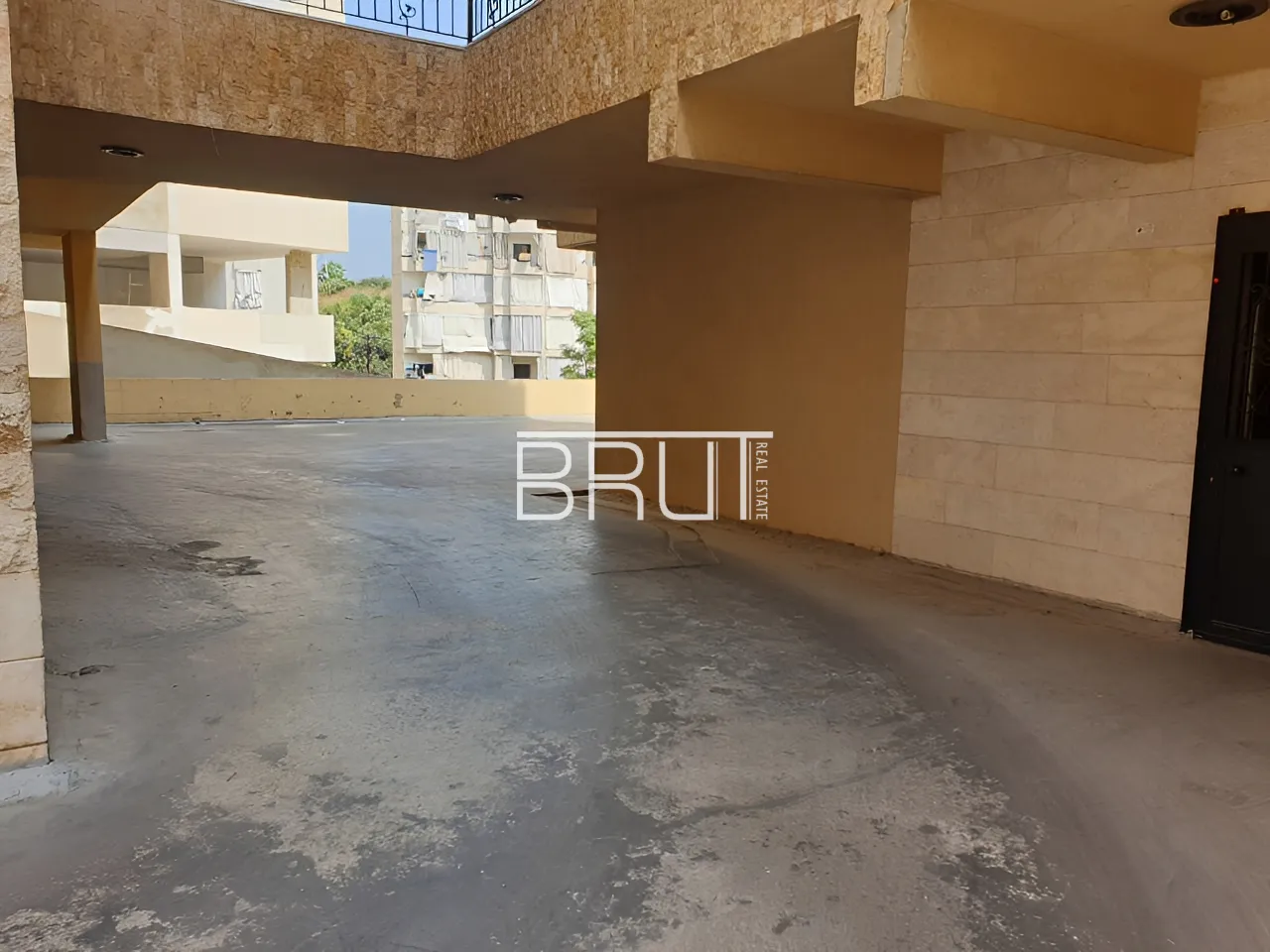 Warehouse For Sale in Zouk Mosbeh