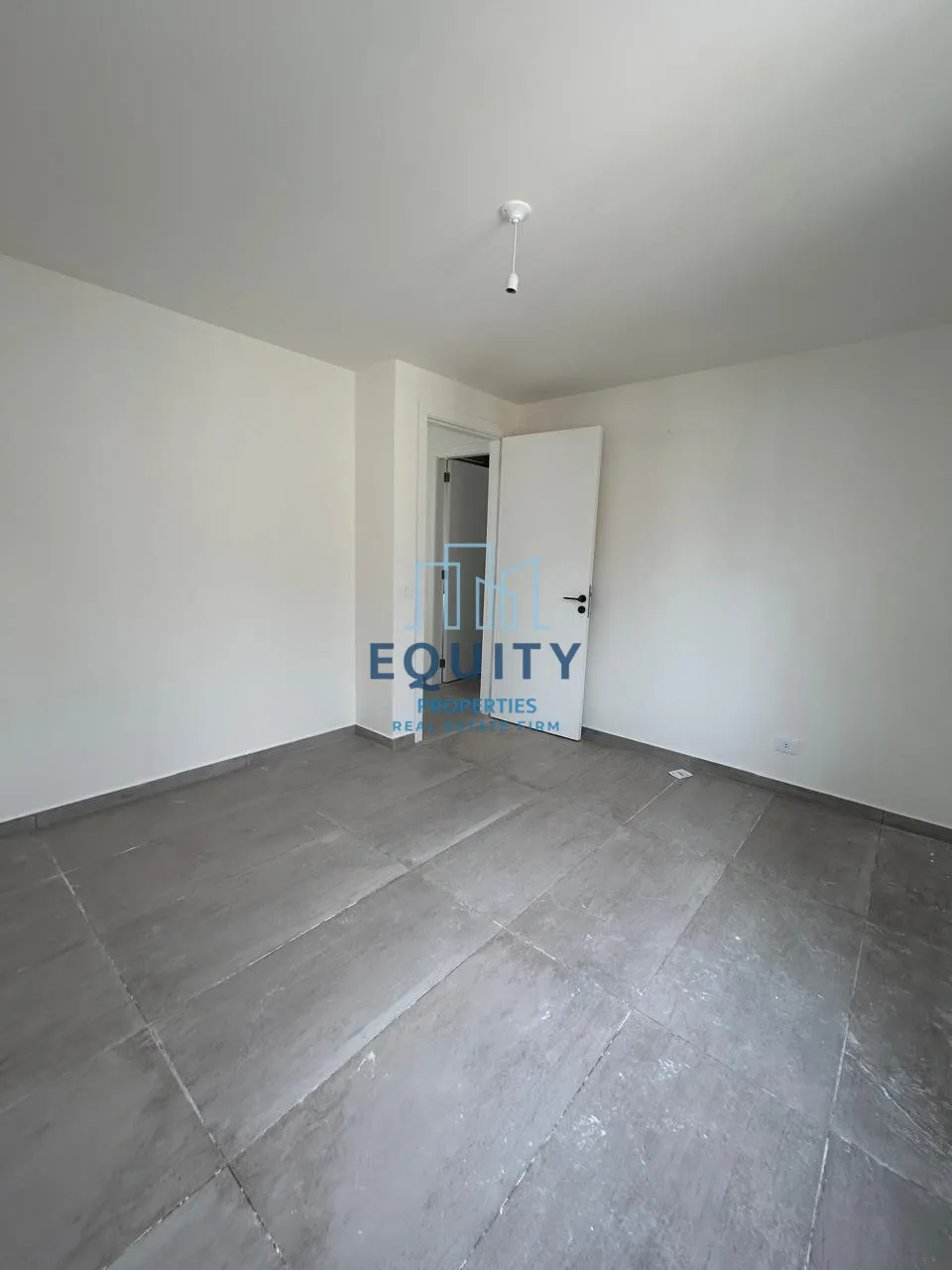 Apartment for sale in Mazraat Yachouh